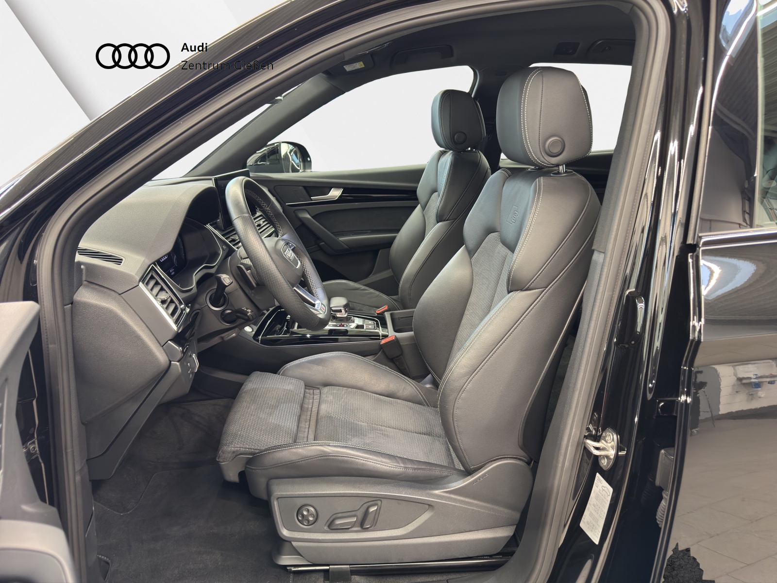 Q5 50 TFSI e quattro S line Black Matrix Navi