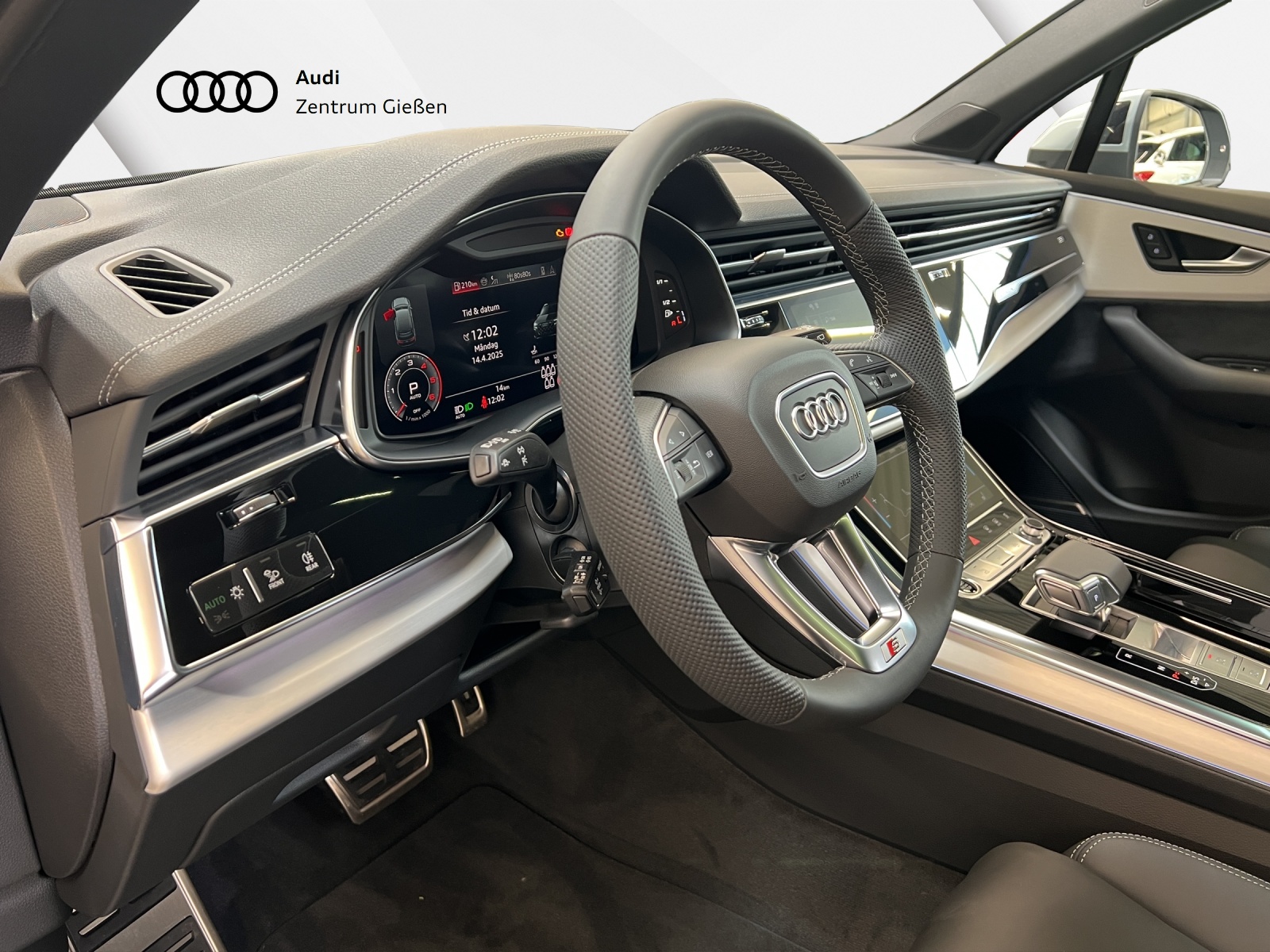 Q7 50 TDI quattro S line Black B&O AHK PANO 7-Sitzer
