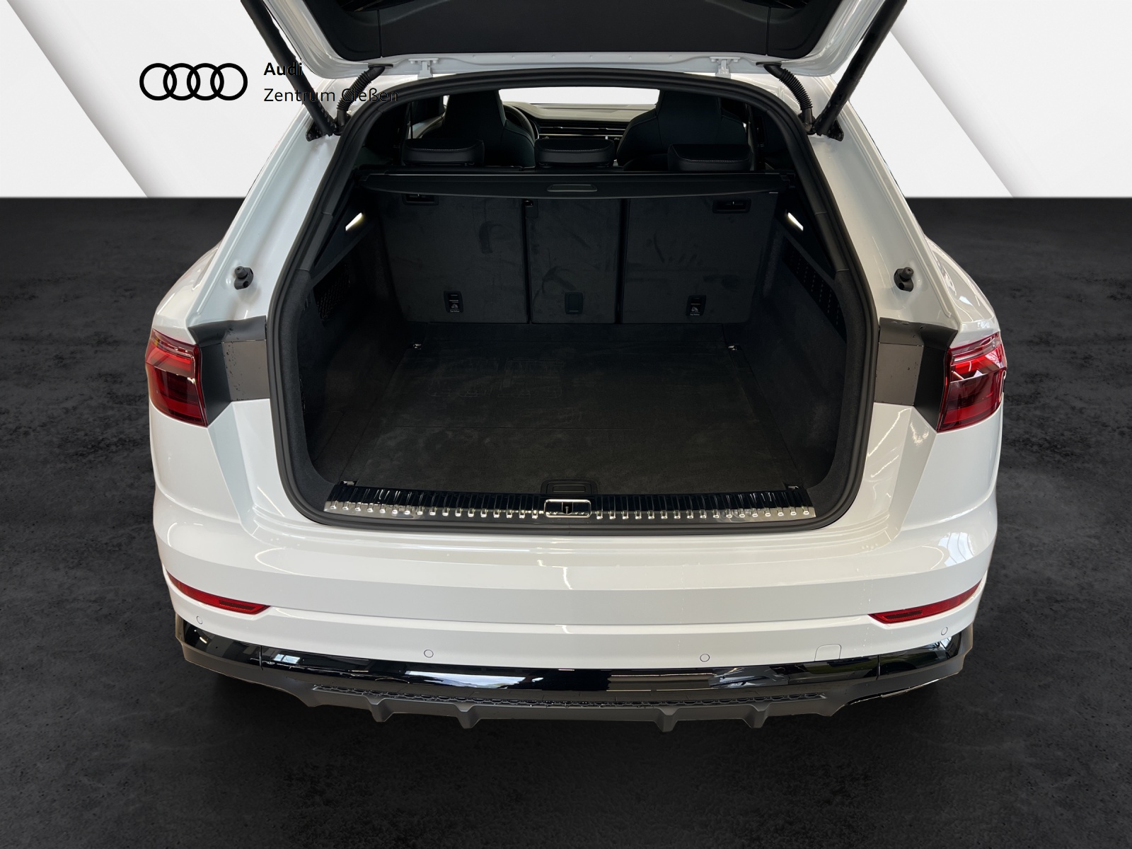 Q8 50 TDI quattro S line Black B&O HuD PANO AHK MATRIX-LED