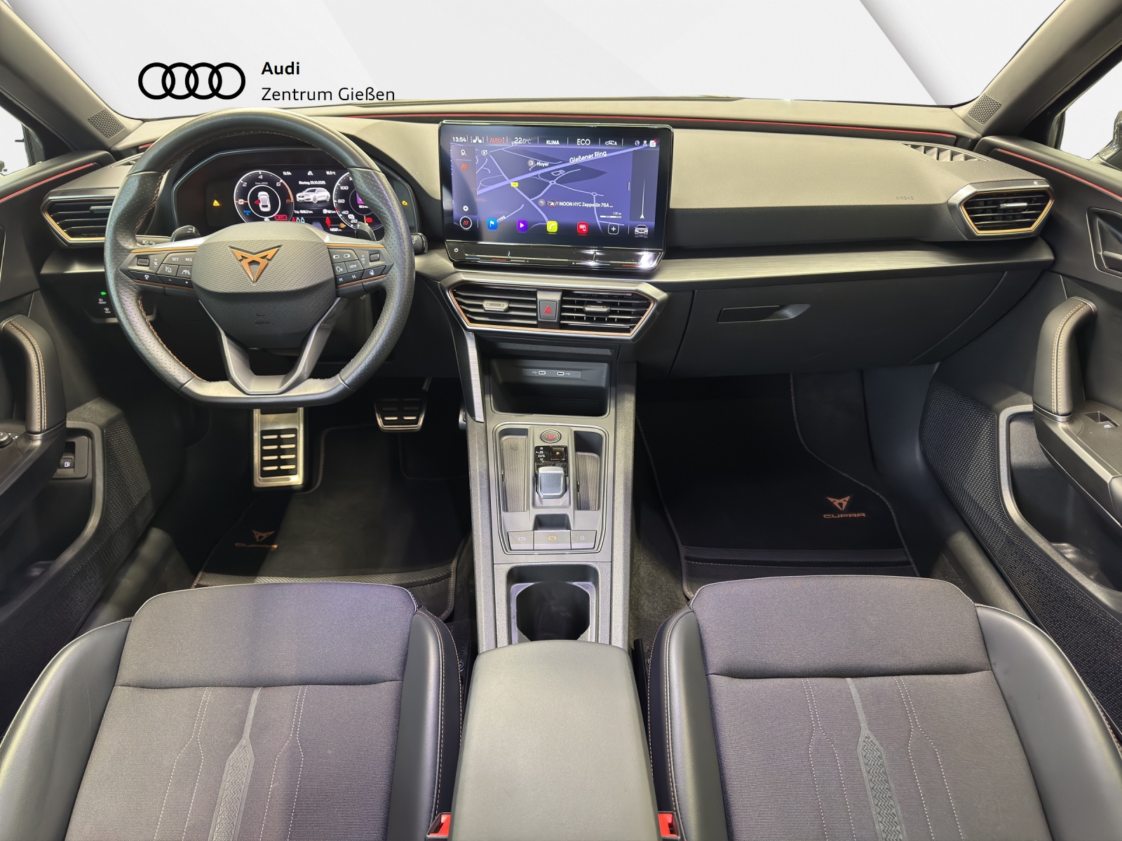 Leon Sportstourer 1.4 e-Hybrid ACC DCC LED Navi Kamera