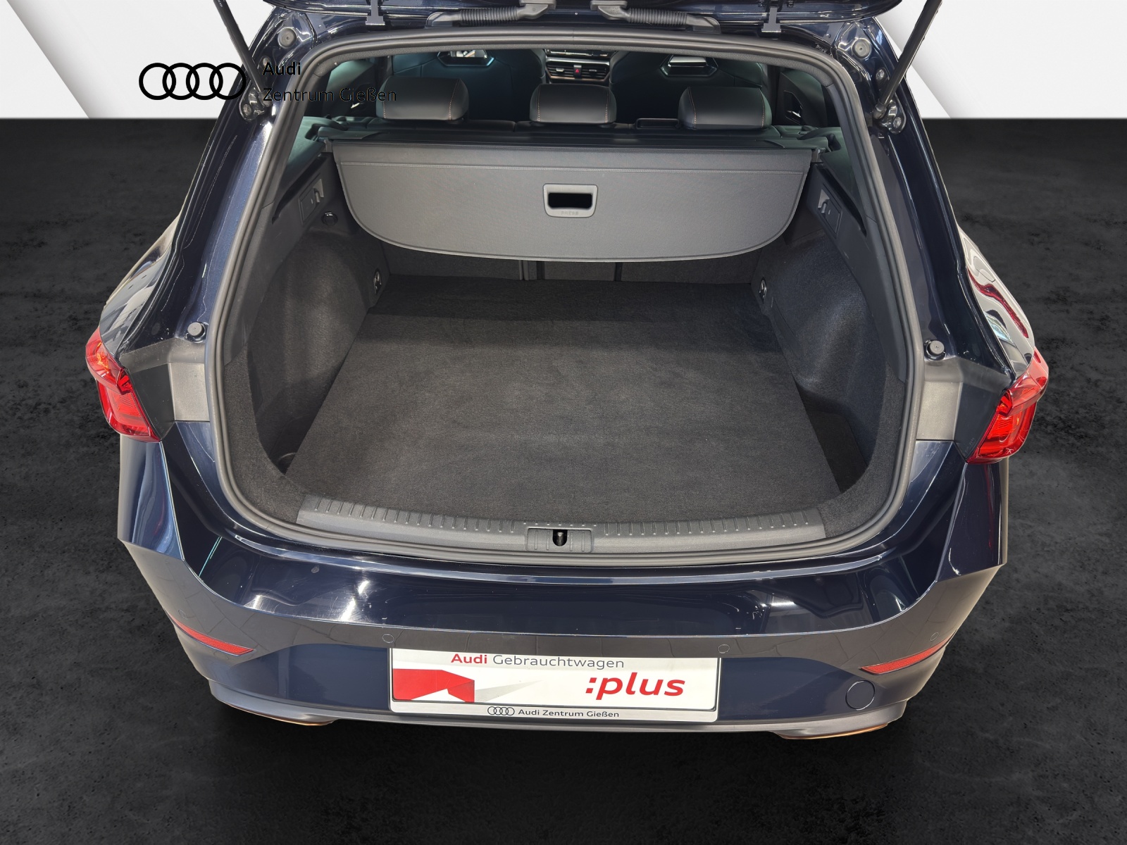 Leon Sportstourer 1.4 e-Hybrid ACC DCC LED Navi Kamera