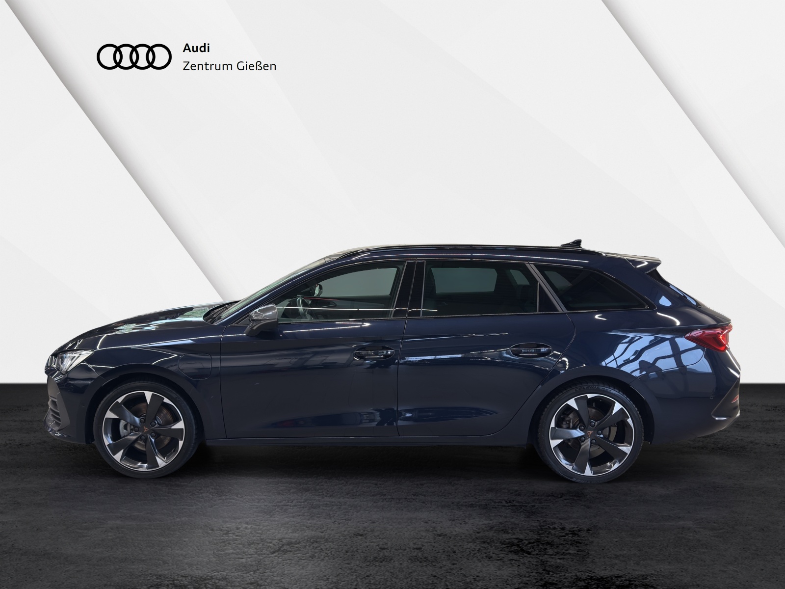 Leon Sportstourer 1.4 e-Hybrid ACC DCC LED Navi Kamera