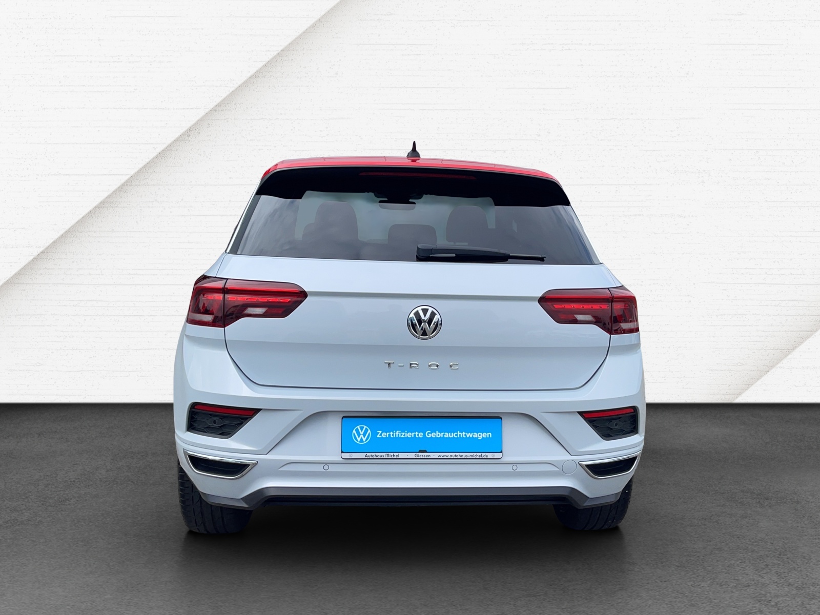 T-Roc TSI DSG Sport DCC ACC LED Navi AHK Alu-19Zoll