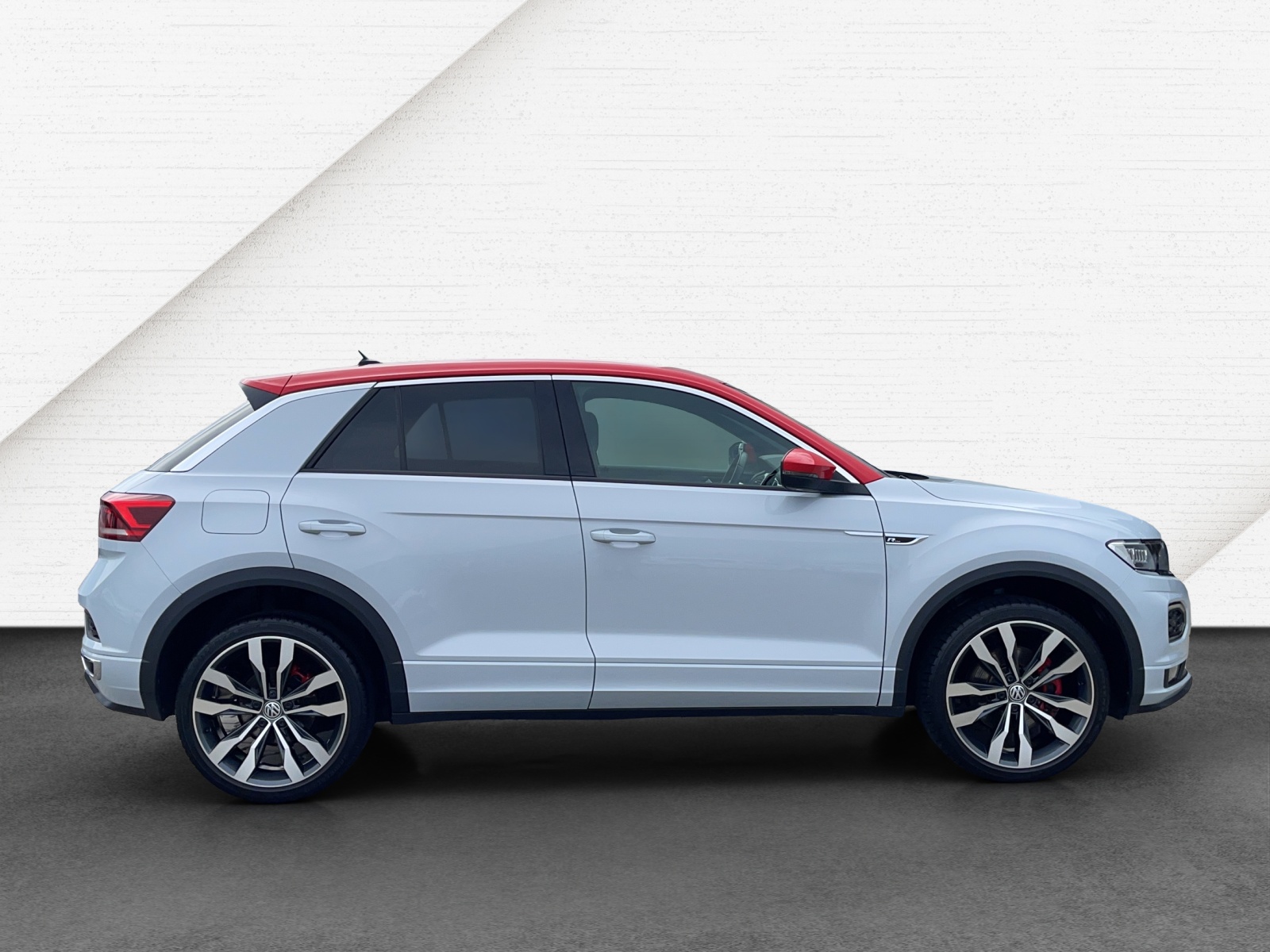T-Roc TSI DSG Sport DCC ACC LED Navi AHK Alu-19Zoll