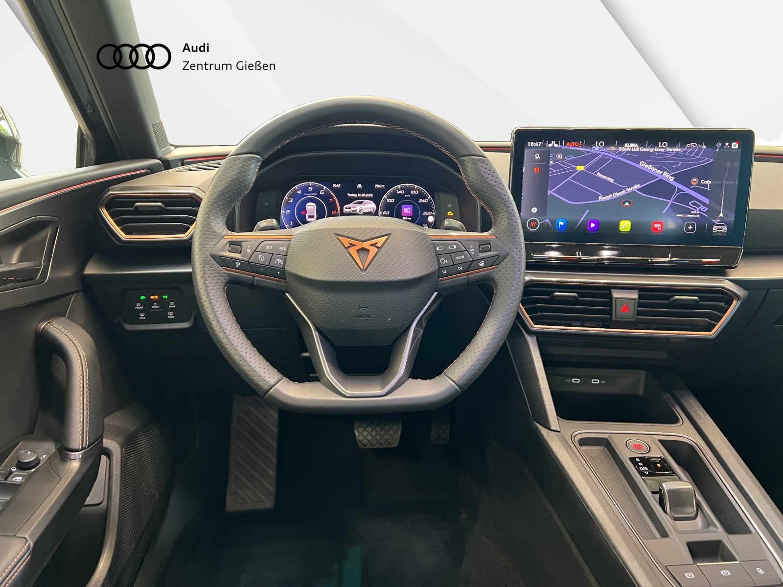 Leon Sportstourer 2.0 TSI DSG Navi ACC Vision Plus