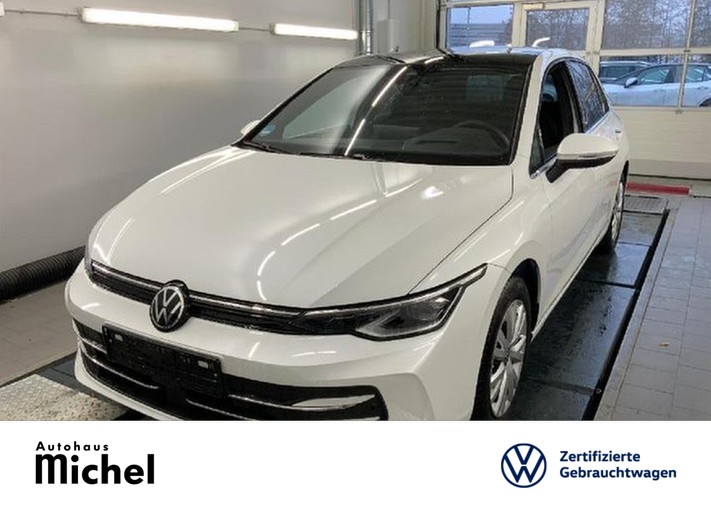 Golf 8 eTSI DSG Edition 50 IQ-Light Pano HeadUp