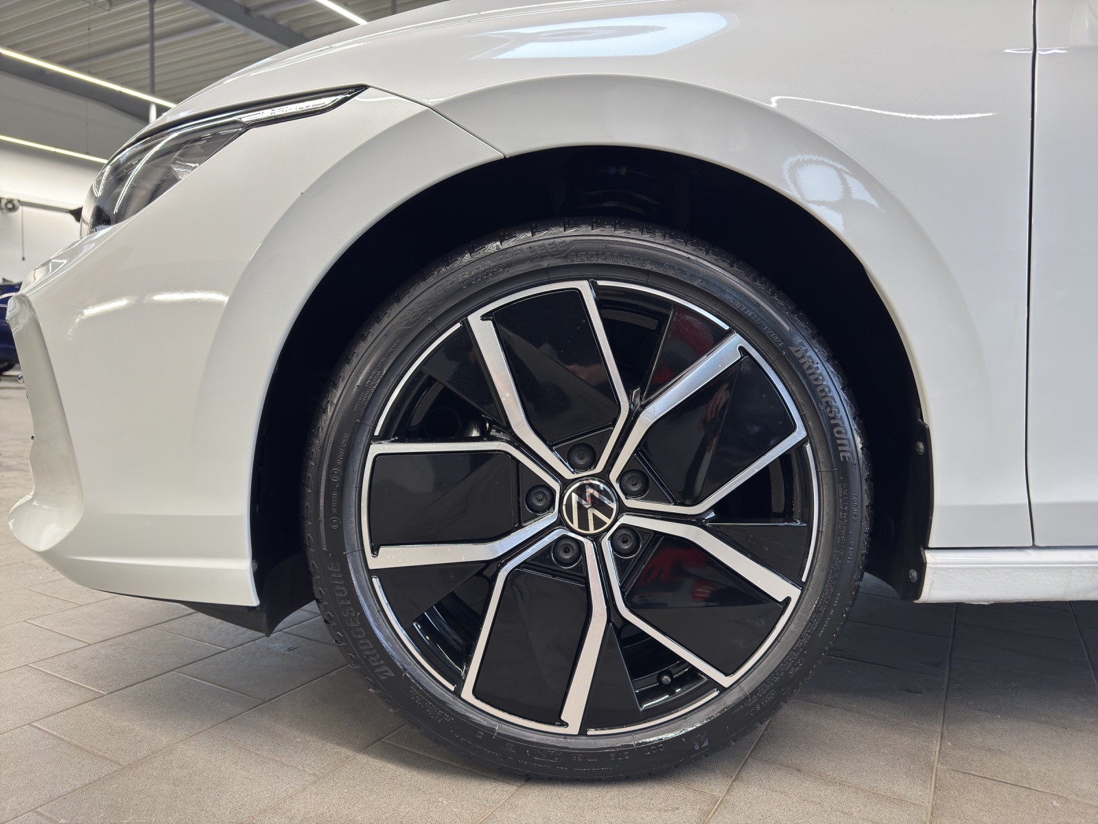 Golf 8 eTSI DSG Edition 50 IQ-Light Pano HeadUp