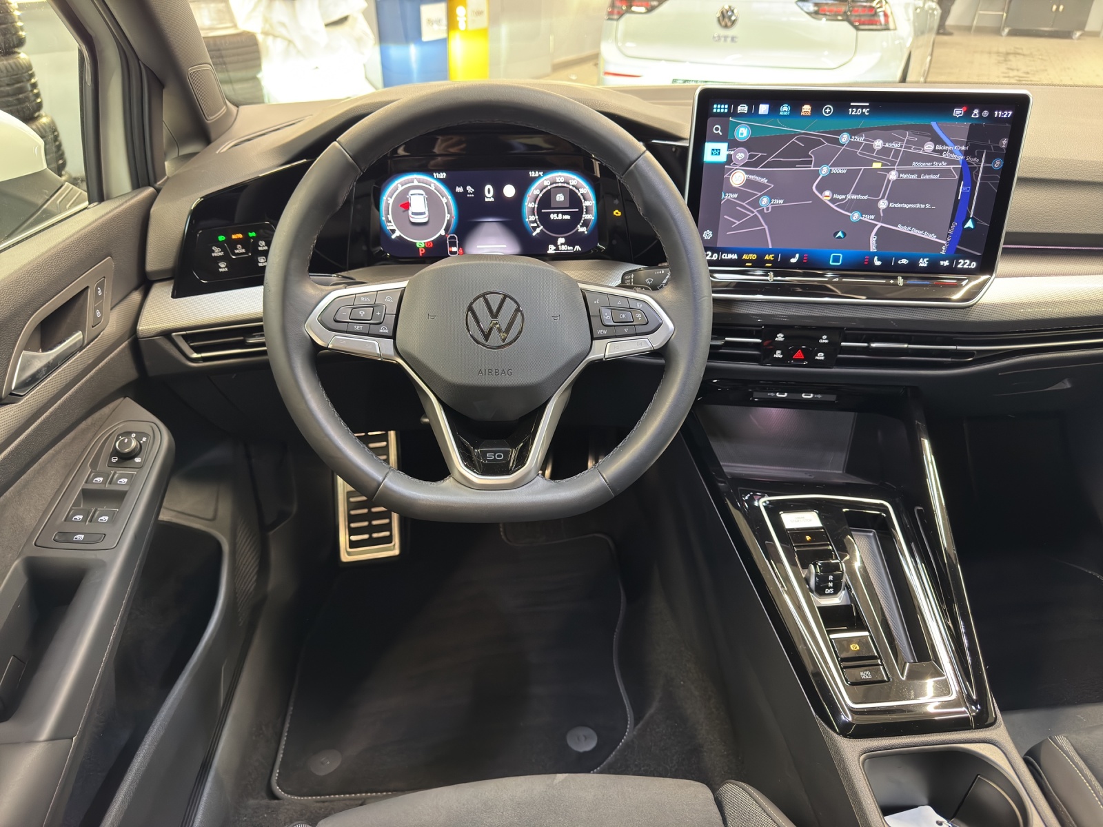 Golf 8 eTSI DSG Edition 50 IQ-Light Pano HeadUp