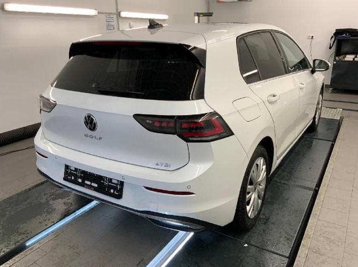 Golf 8 eTSI DSG Edition 50 IQ-Light Pano HeadUp