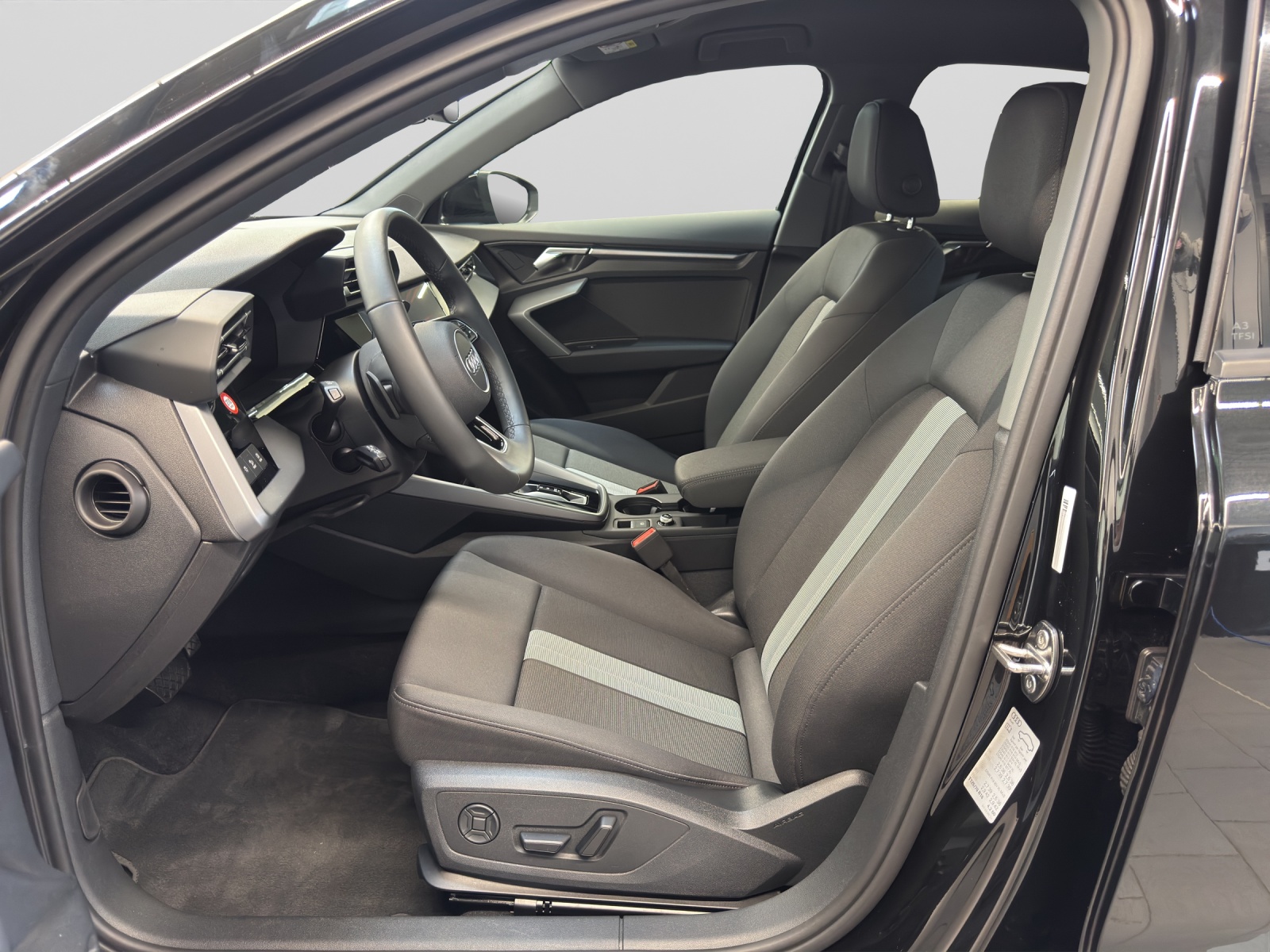 A3 Limousine TFSI advanced LED Navi AHK Kamera