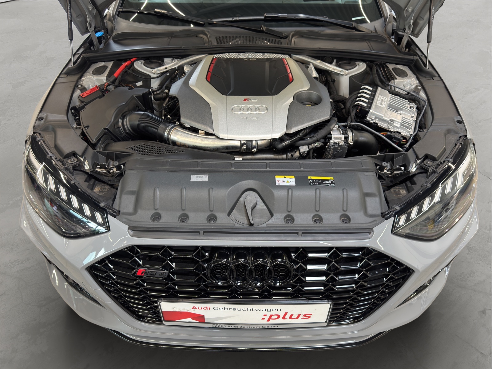 RS4 Avant TFSI quattro competition plus Pano HuD B&O 360°Kamera