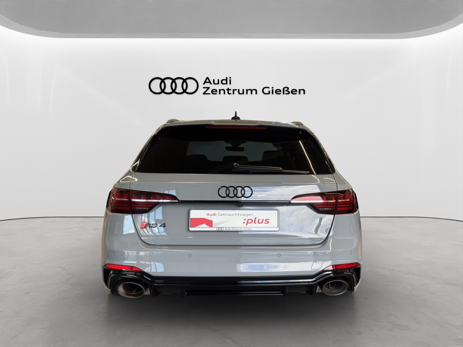 RS4 Avant TFSI quattro competition plus Pano HuD B&O 360°Kamera
