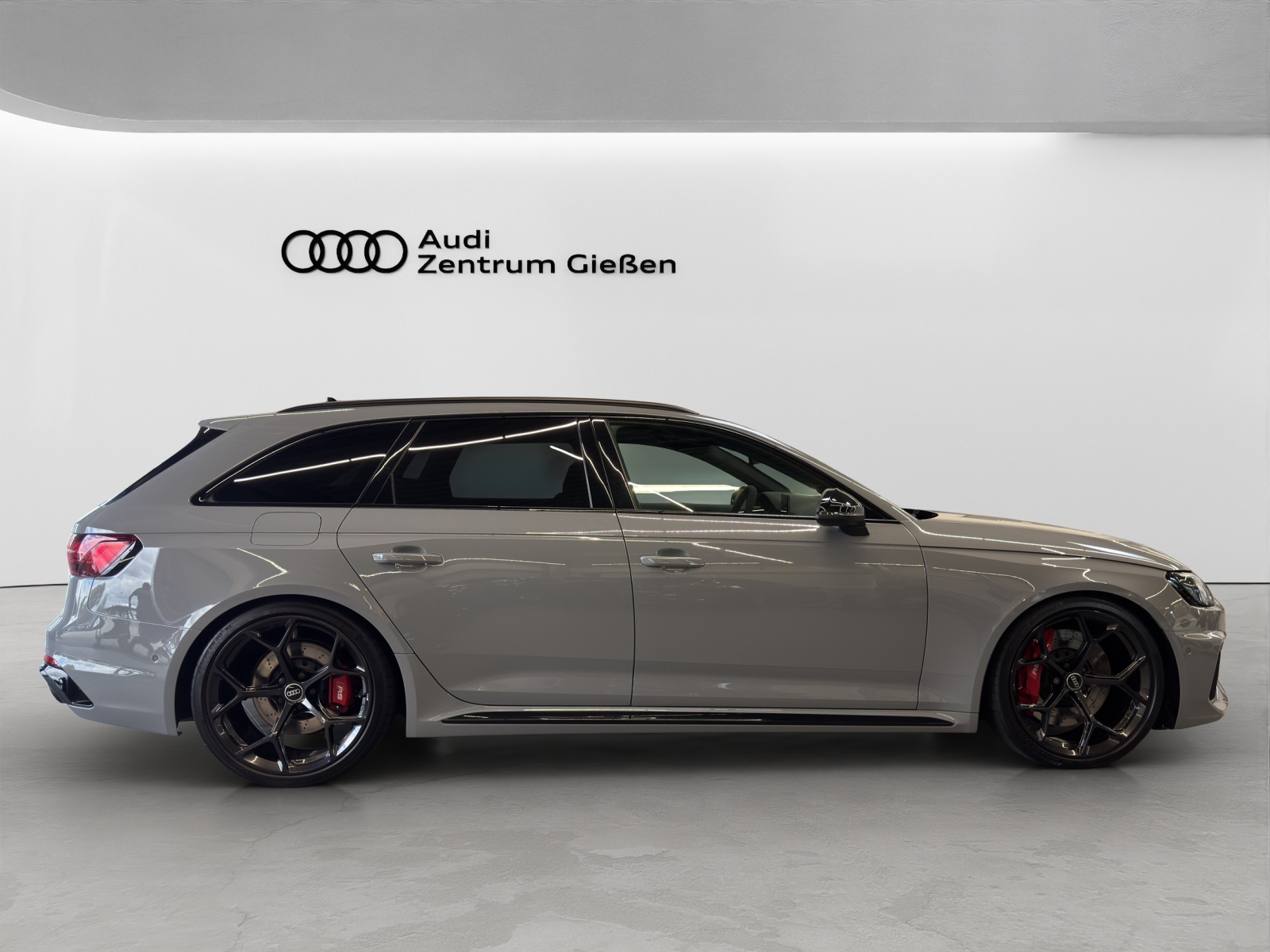 RS4 Avant TFSI quattro competition plus Pano HuD B&O 360°Kamera