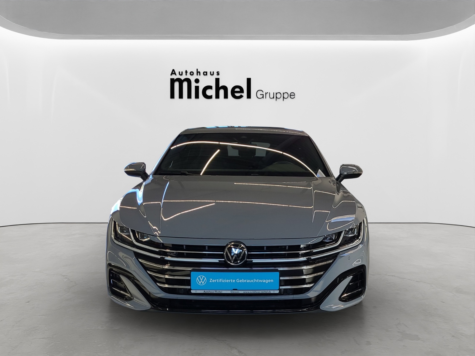 Arteon TSI DSG 4Motion R-Line IQ-Light Leder DCC Navi Alu-20Zoll