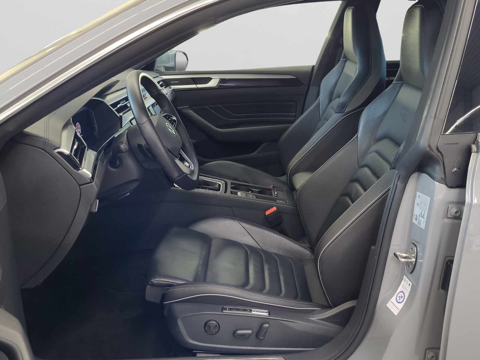 Arteon TSI DSG 4Motion R-Line IQ-Light Leder DCC Navi Alu-20Zoll