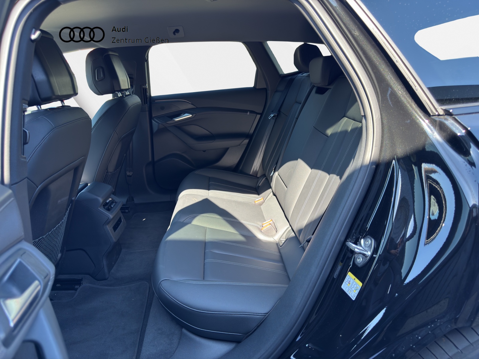 A6 e-tron Avant performance 270 kW S line Assistenzpaket