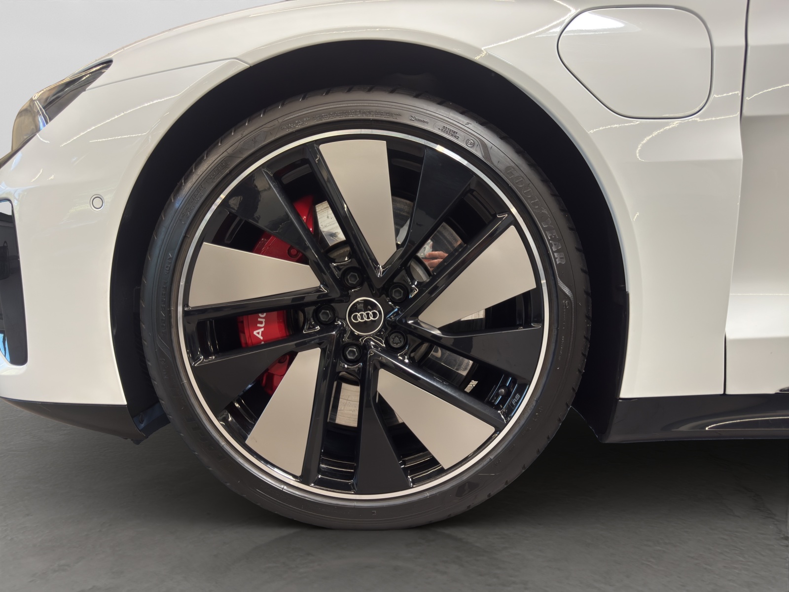 RS e-tron GT quattro Black B&O HuD Matrix-LED 360°Kamera