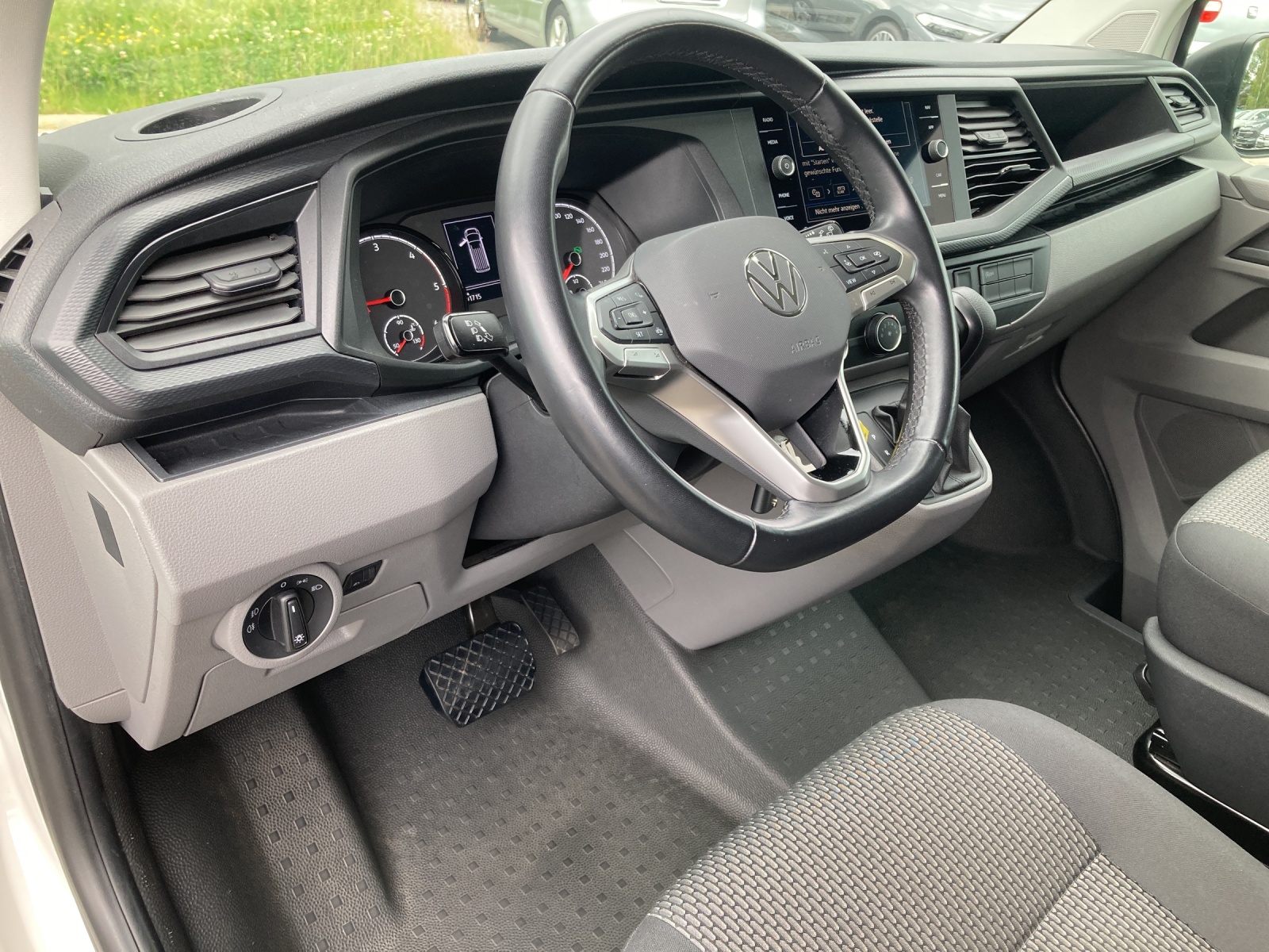 T6 Kasten 6.1 2.0 TDI DSG Navi GRA Klima