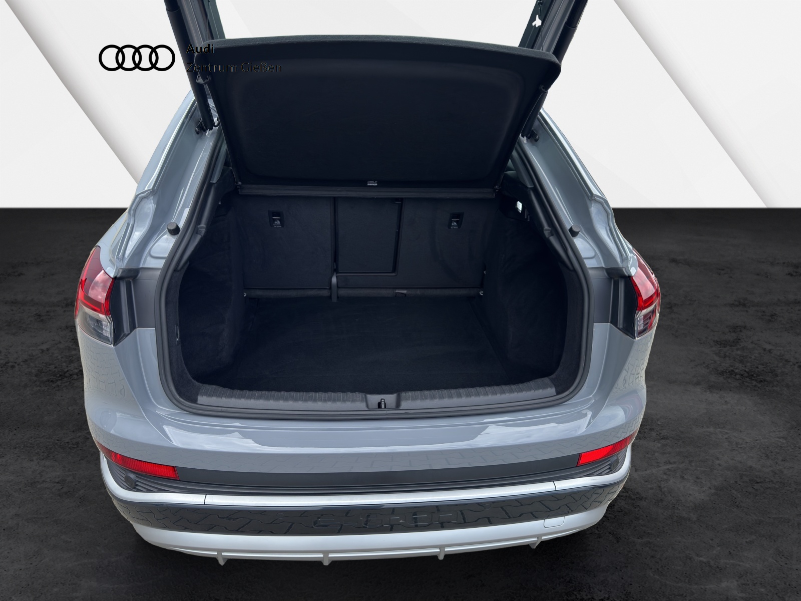 Q4 e-tron Sportback 40 S line AHK Navi Assistenzpaket