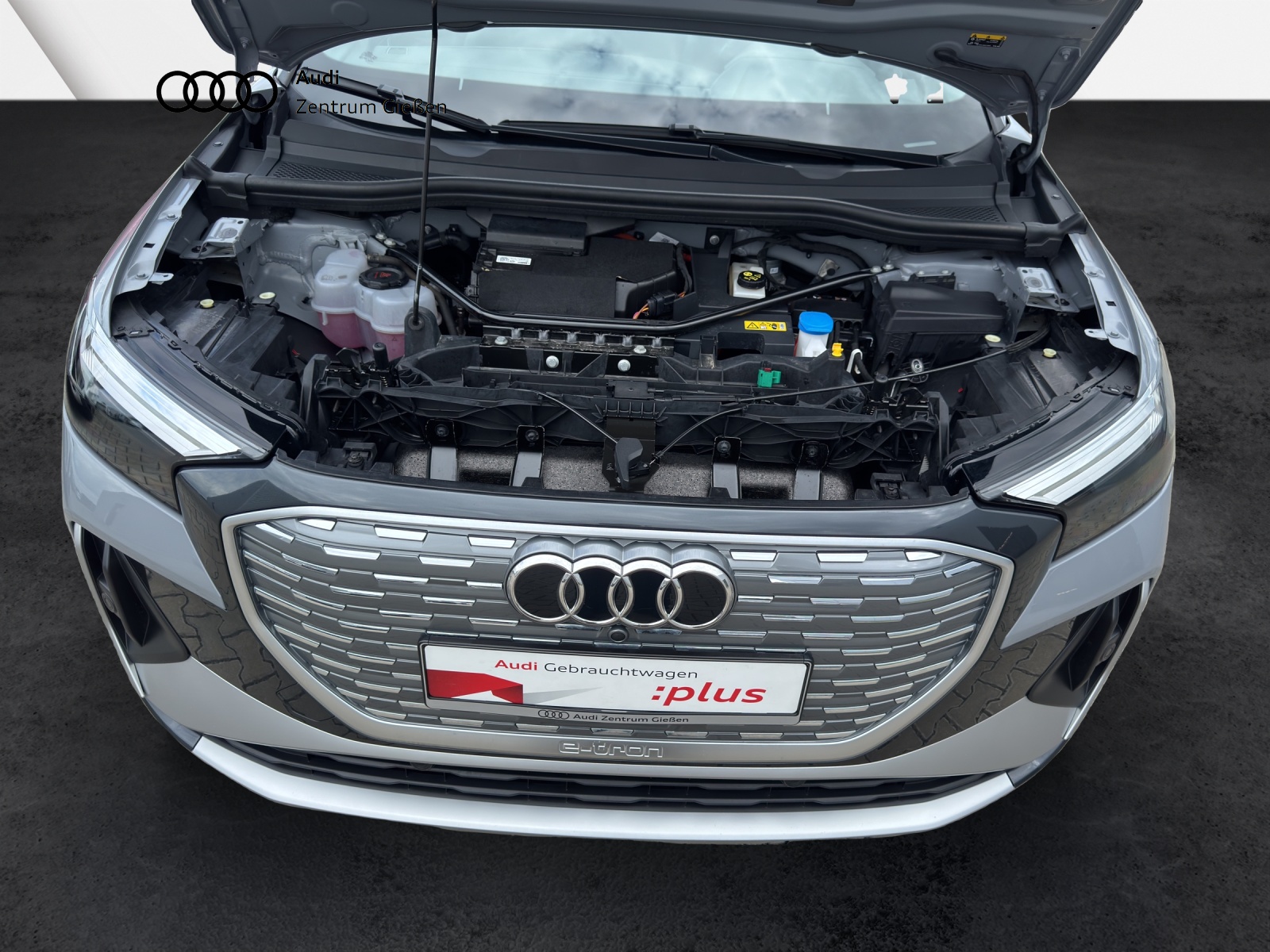 Q4 e-tron Sportback 40 S line AHK Navi Assistenzpaket