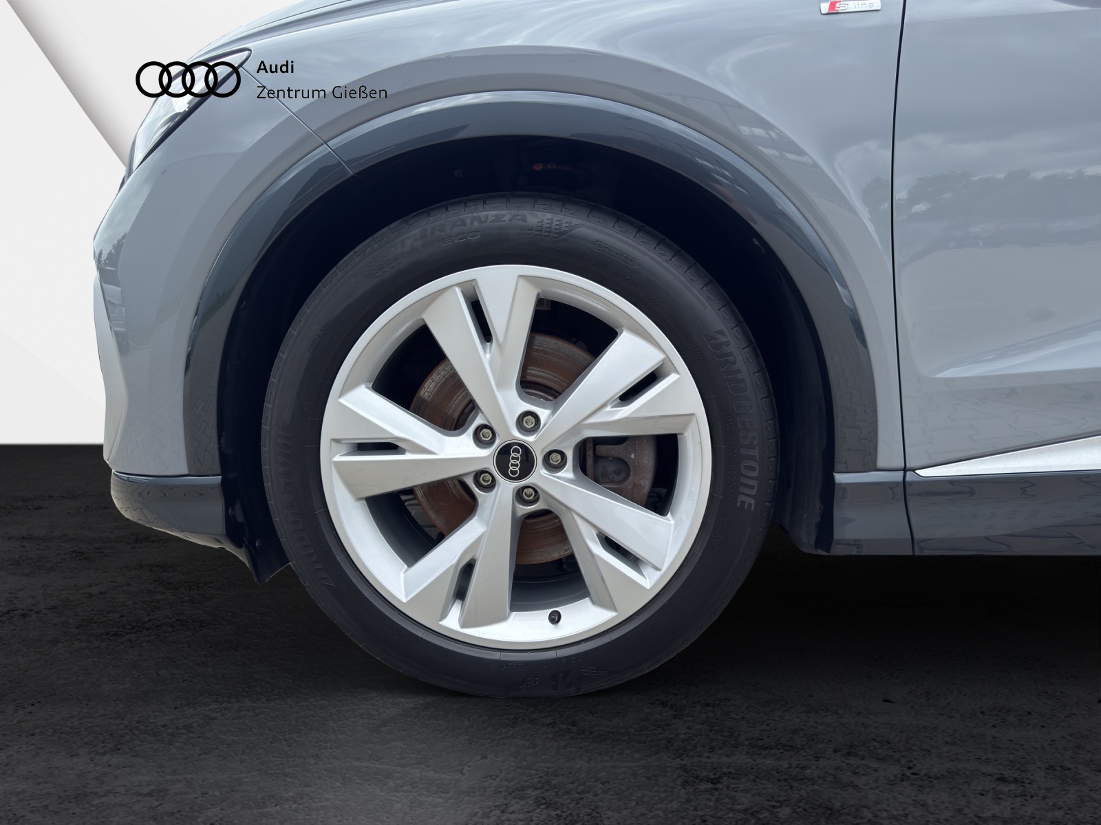 Q4 e-tron Sportback 40 S line AHK Navi Assistenzpaket