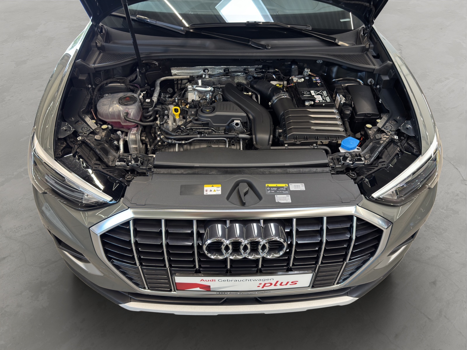 Q3 35 TFSI S-tronic advanced AHK LED ACC Navi