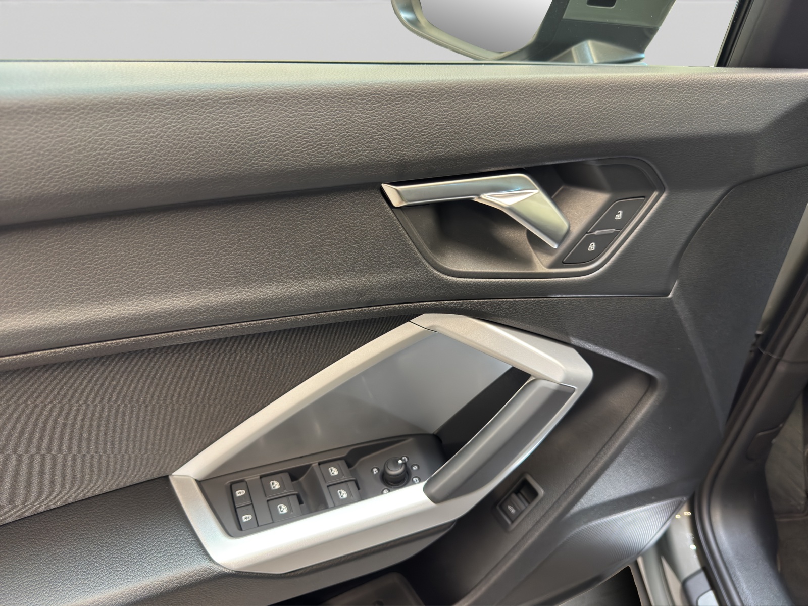 Q3 35 TFSI S-tronic advanced AHK LED ACC Navi
