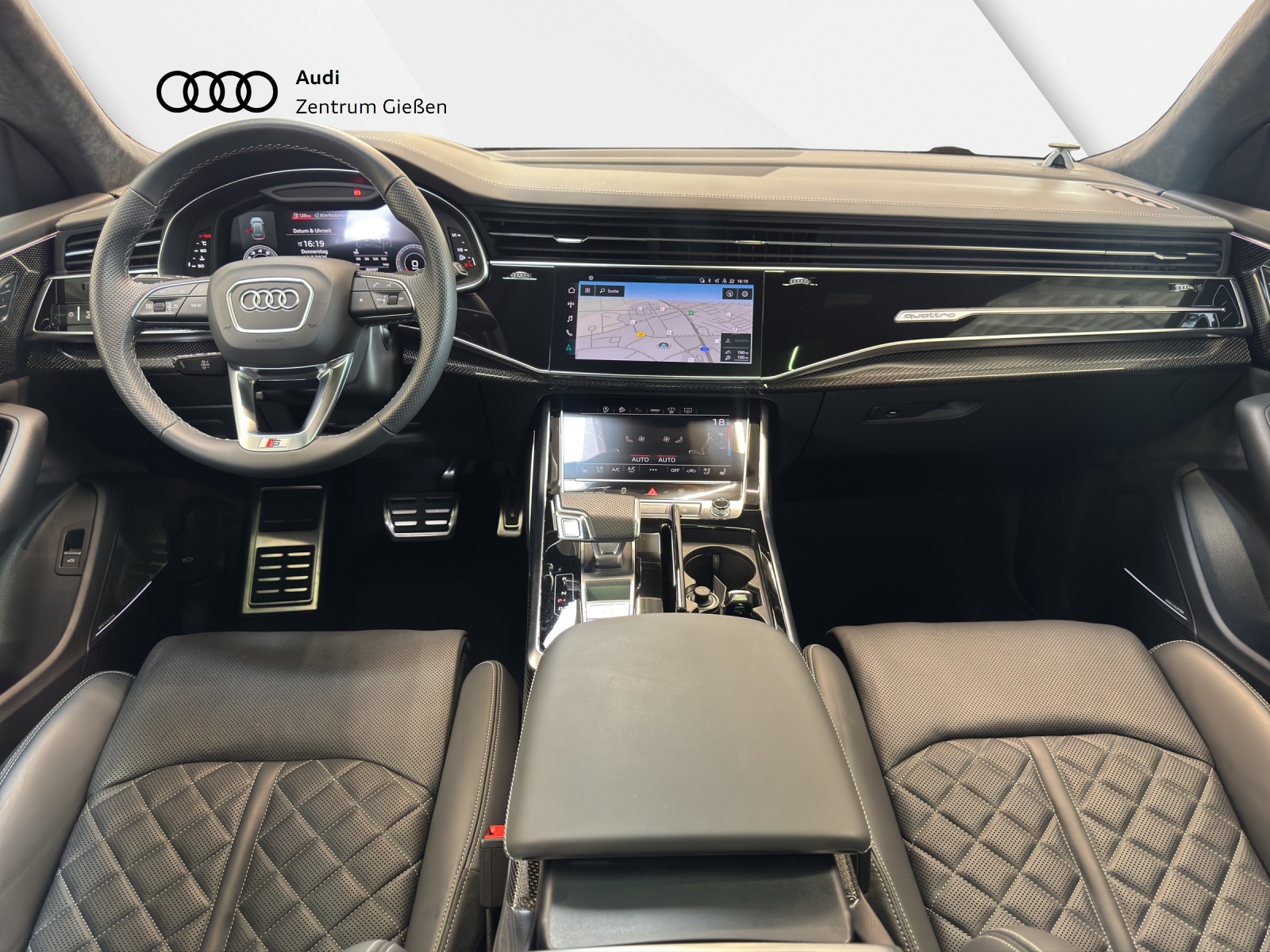 SQ8 4.0 TFSI quattro Black B&O HuD MATRIX PANO