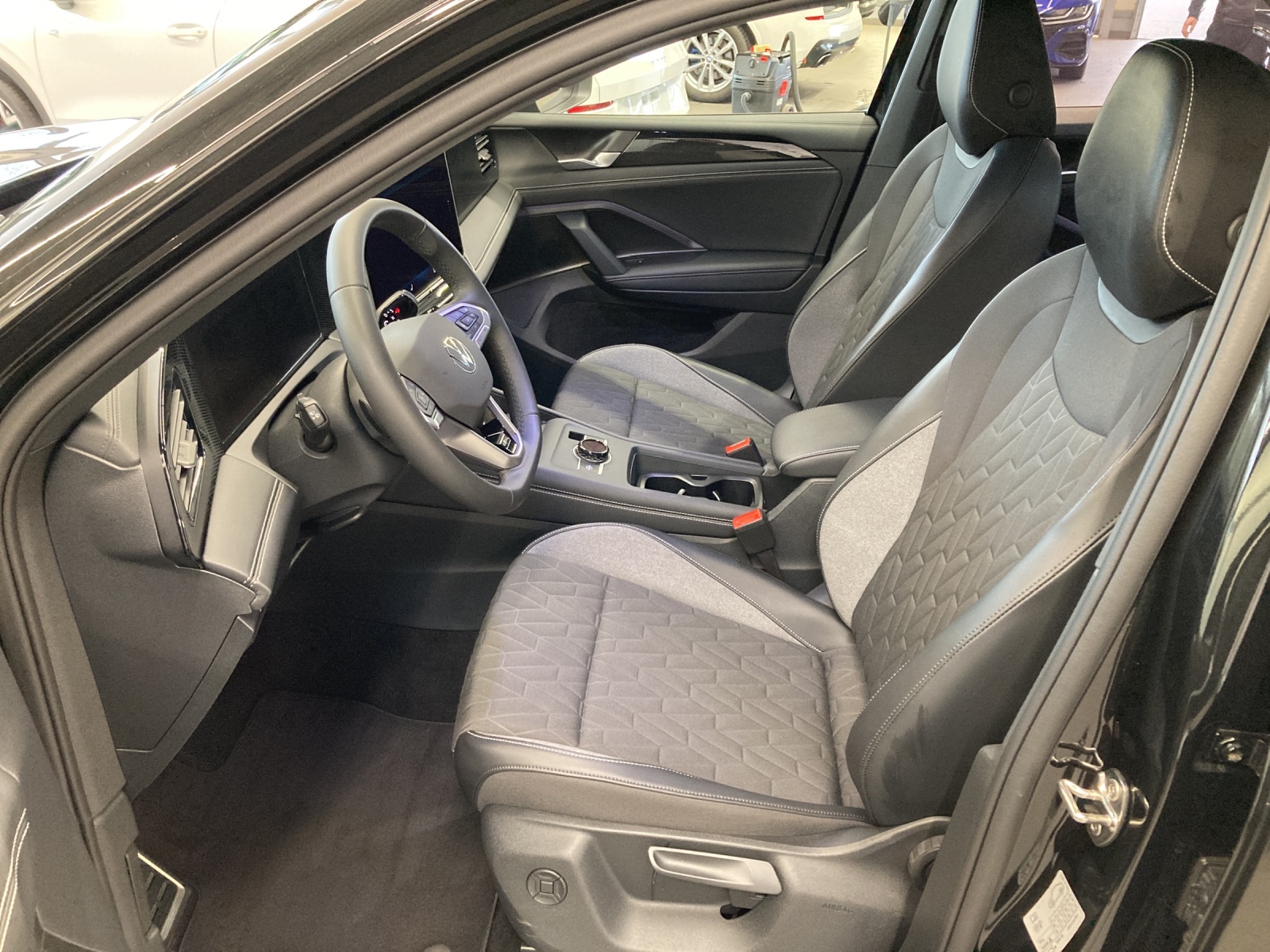 Tiguan TDI DSG Goal IQ-Light HeadUp AHK Kamera