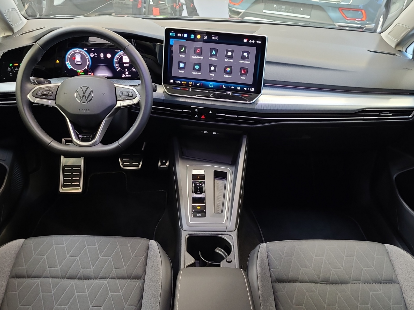 Golf 8 eTSI DSG Goal LED-Plus Navi AHK Kamera