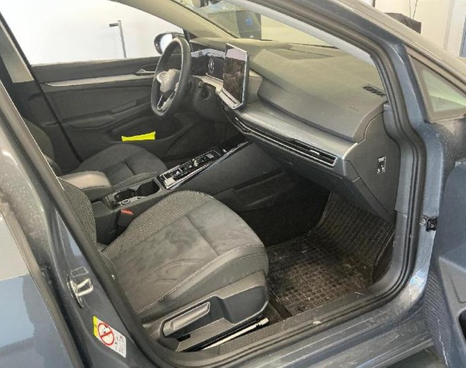 Golf 8 TDI DSG Style IQ-Light HeadUp Standh.AHK