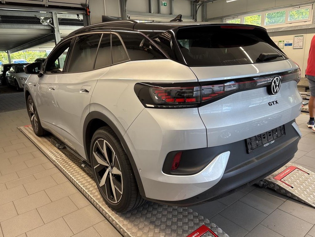 ID.4 GTX 4Motion 220 kW/77kWh IQ-Light Navi AHK Kamera