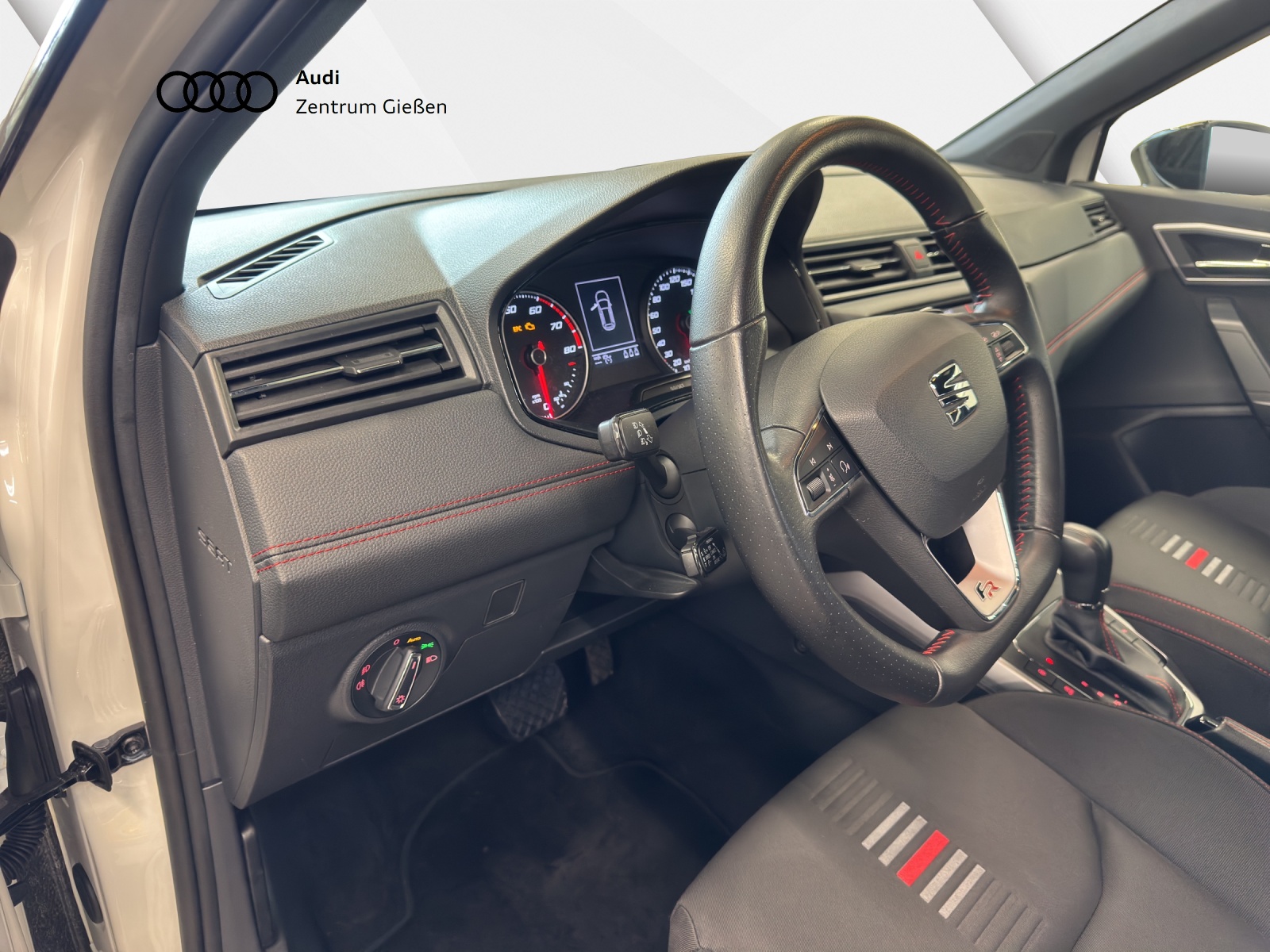 Arona 1.0 TSI DSG FR ACC Navi LED Rückfahrkamera