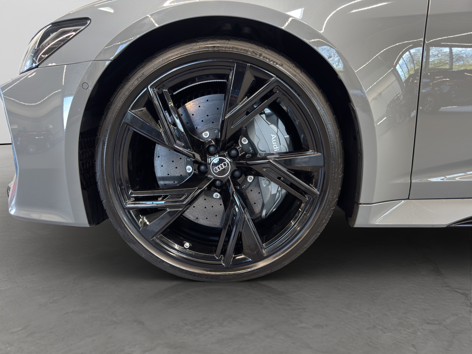 RS 6 Avant TFSI quattro Black Pano B&O HuD AHK 360°Kamera