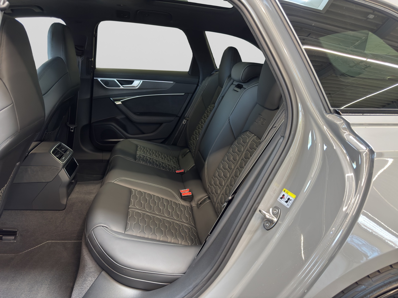 RS 6 Avant TFSI quattro Black Pano B&O HuD AHK 360°Kamera