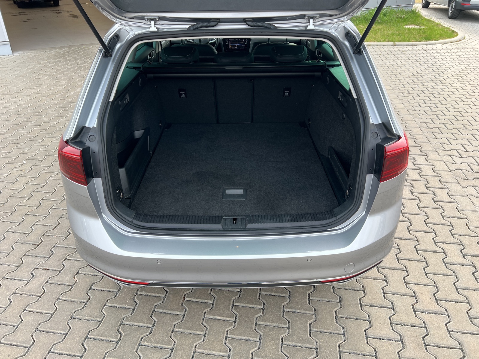 Passat Variant TSI Plug-In Hybrid DSG GTE IQ-Light TravelAssist Navi