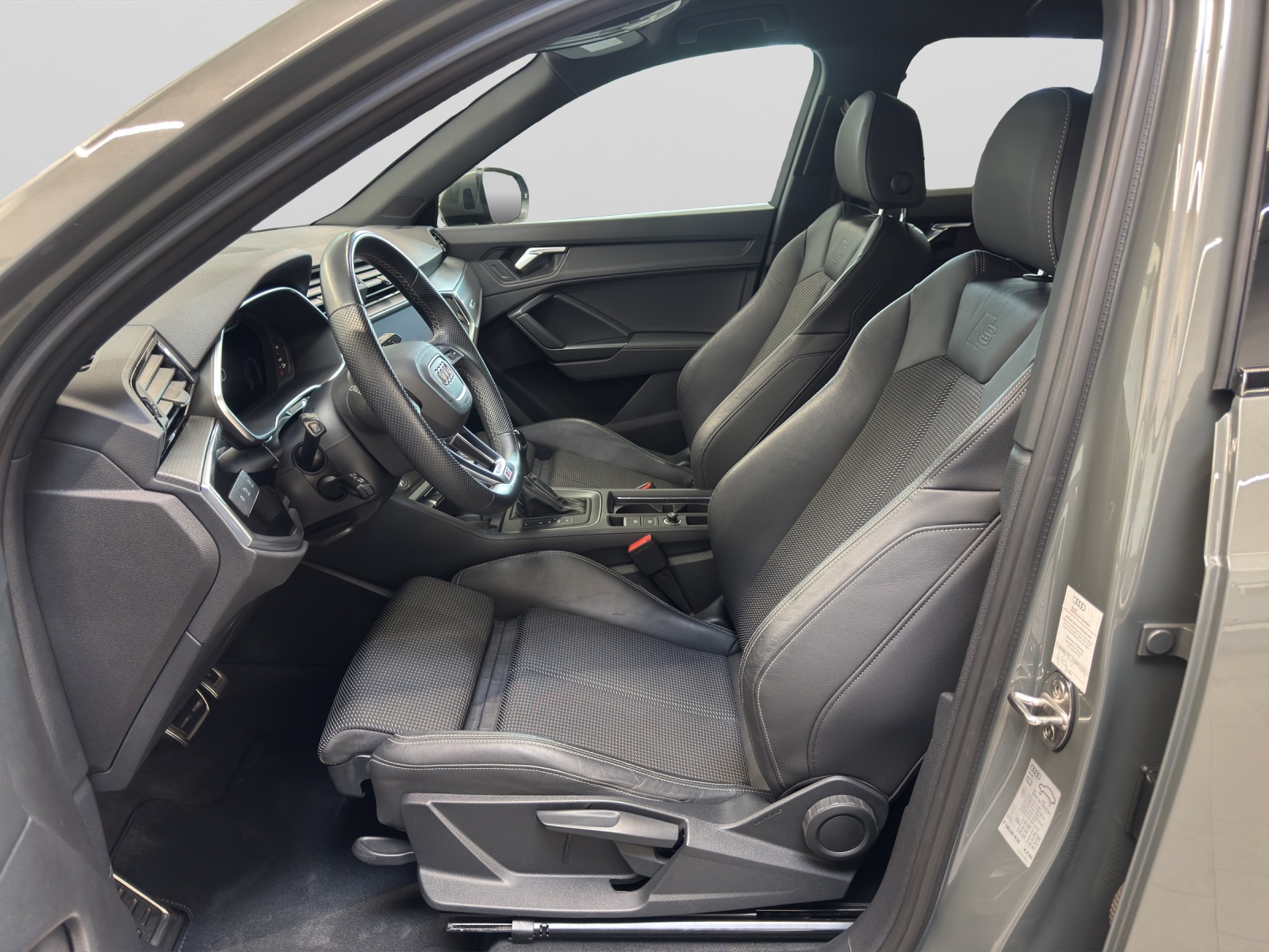 Q3 35 TDI S-tronic S line Black Kamera Navi LED