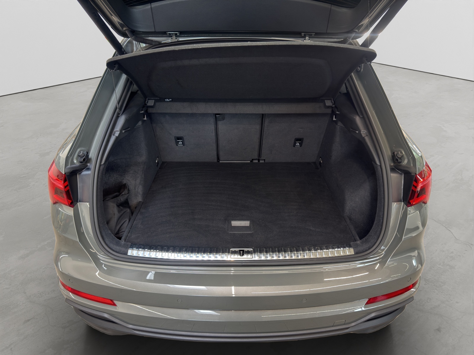 Q3 35 TDI S-tronic S line Black Kamera Navi LED
