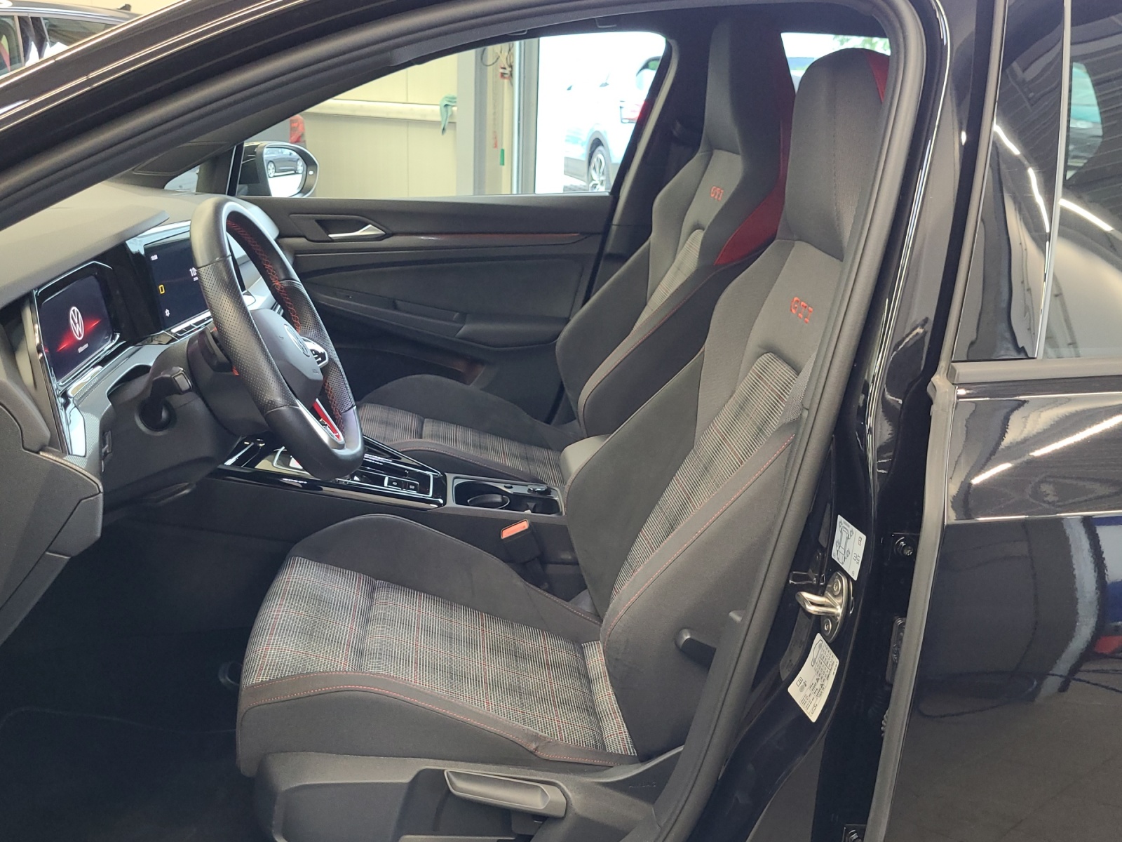 Golf 8 TSI DSG GTI LED-Plus TravelAssist Navi
