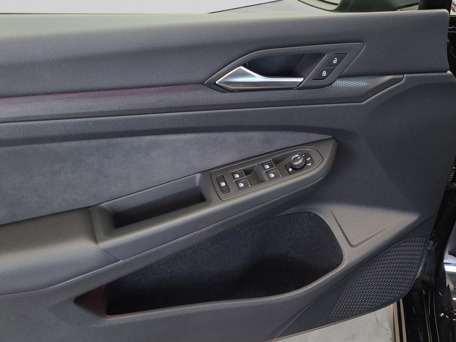 Golf 8 TSI DSG GTI LED-Plus TravelAssist Navi