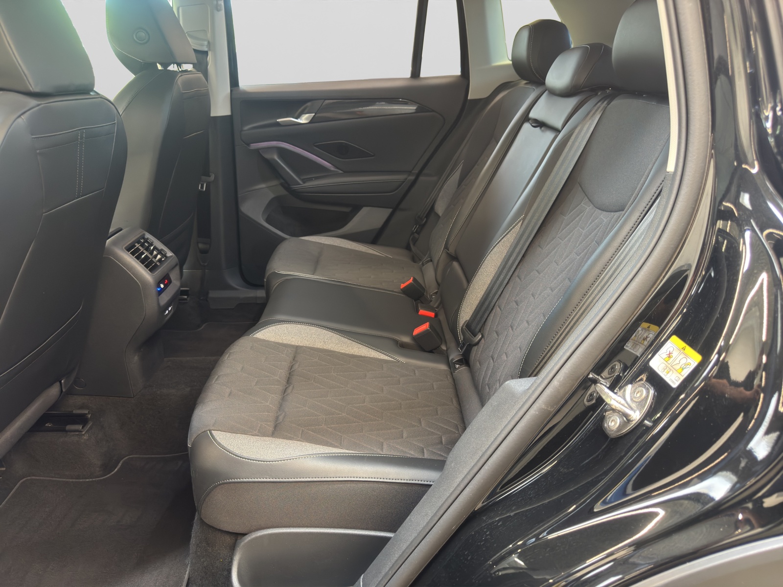 Tiguan eTSI DSG Goal LED-Plus TravelAssist AHK Navi