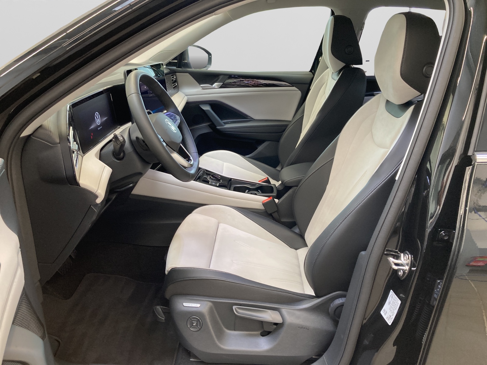 Tiguan TDI DSG Elegance IQ-Light HeadUp AHK