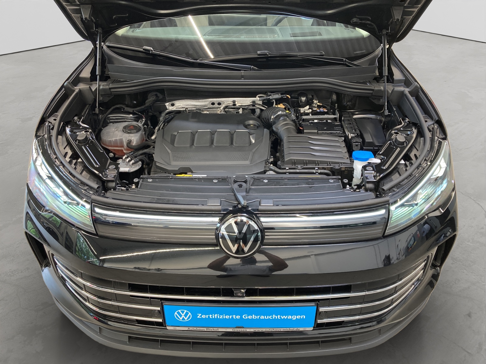 Tiguan TDI DSG Elegance IQ-Light HeadUp AHK