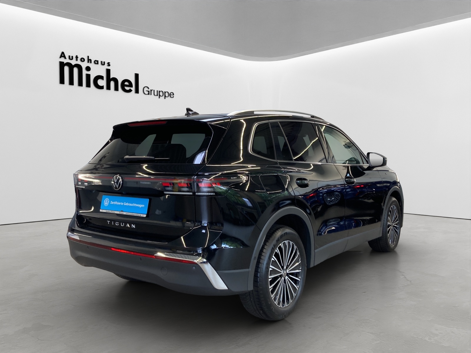 Tiguan TDI DSG Elegance IQ-Light HeadUp AHK