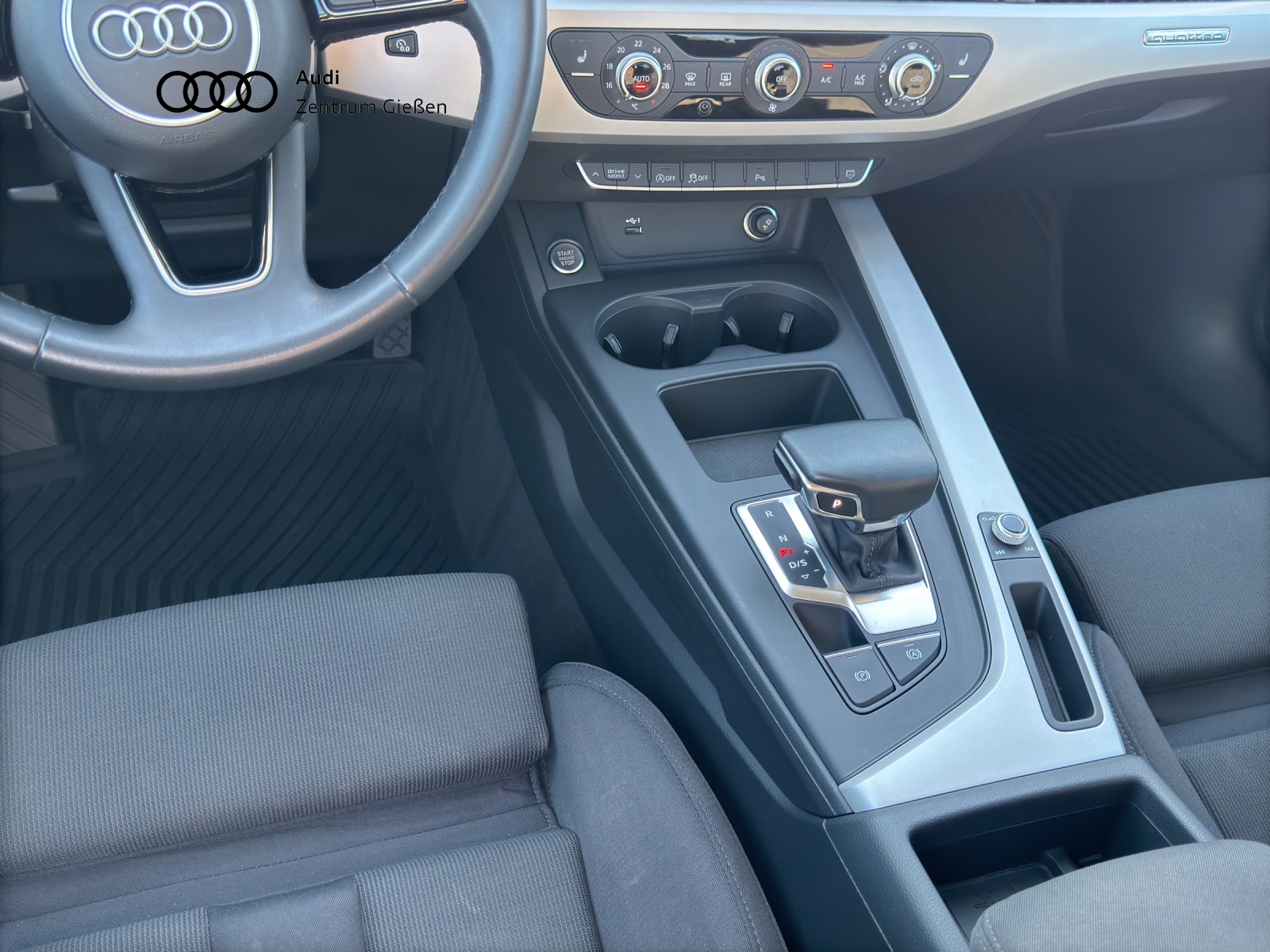 A4 Avant 40 TDI quattro advanced black AHK Navi Assistenzpaket