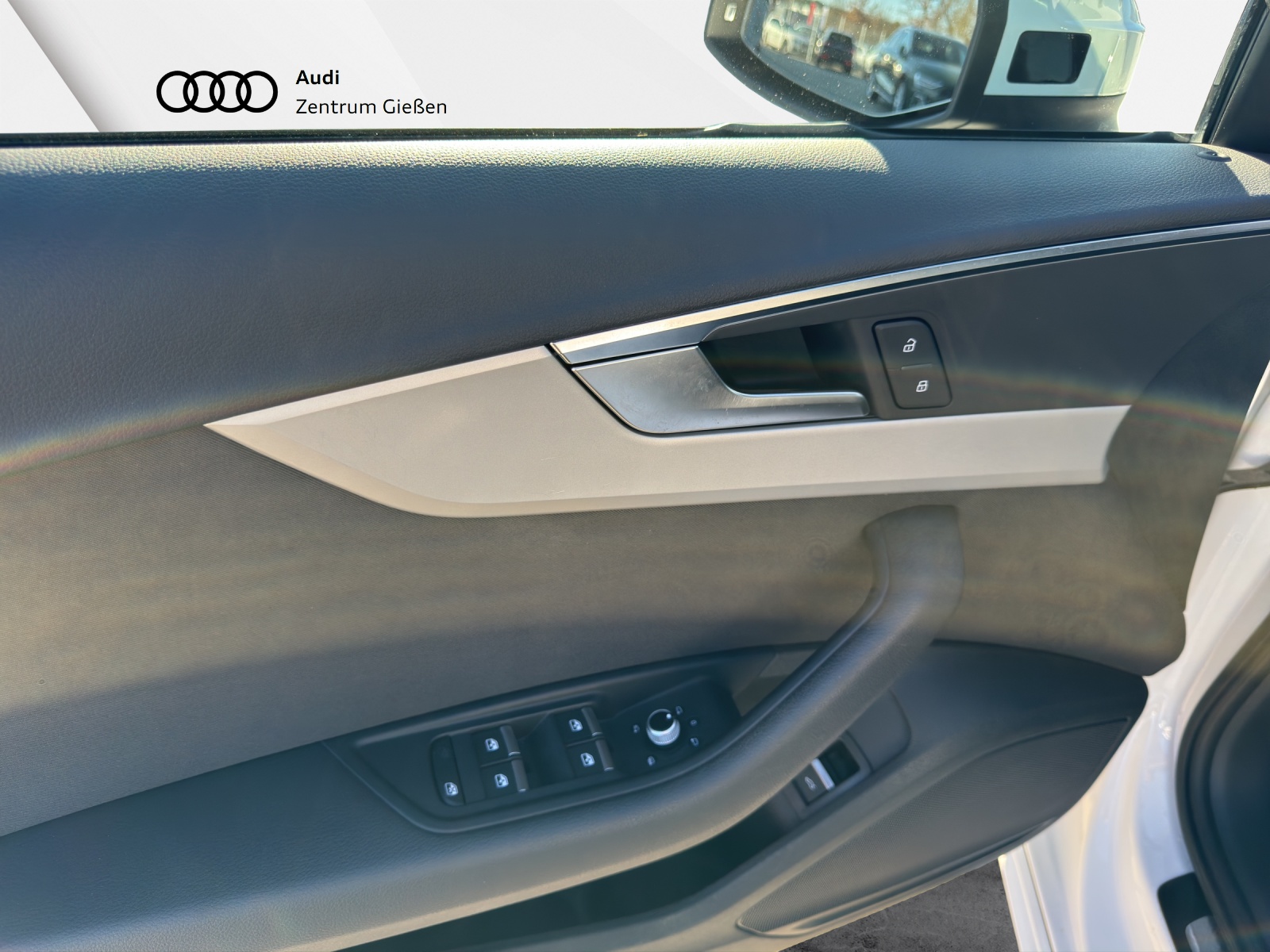 A4 Avant 40 TDI quattro advanced black AHK Navi Assistenzpaket