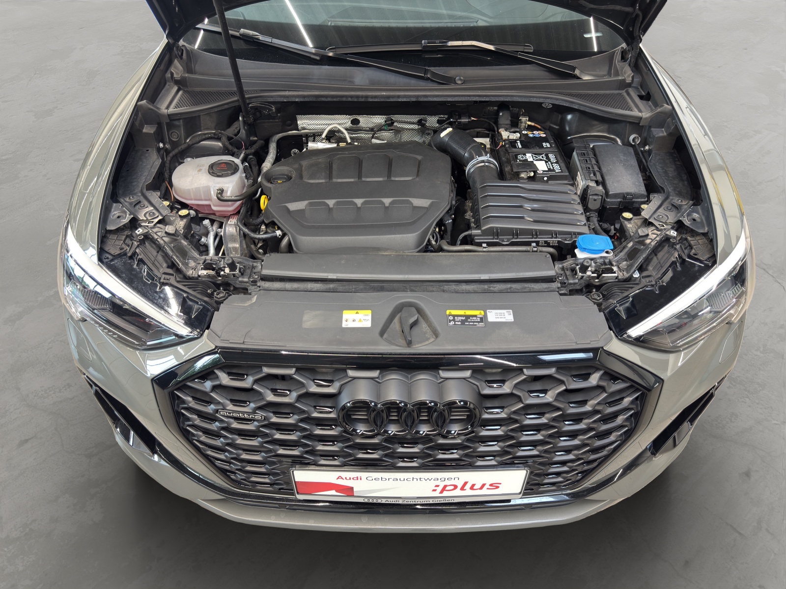 Q3 Sportback 45 TFSI quattro S line Black Pano Matrix Standheizung