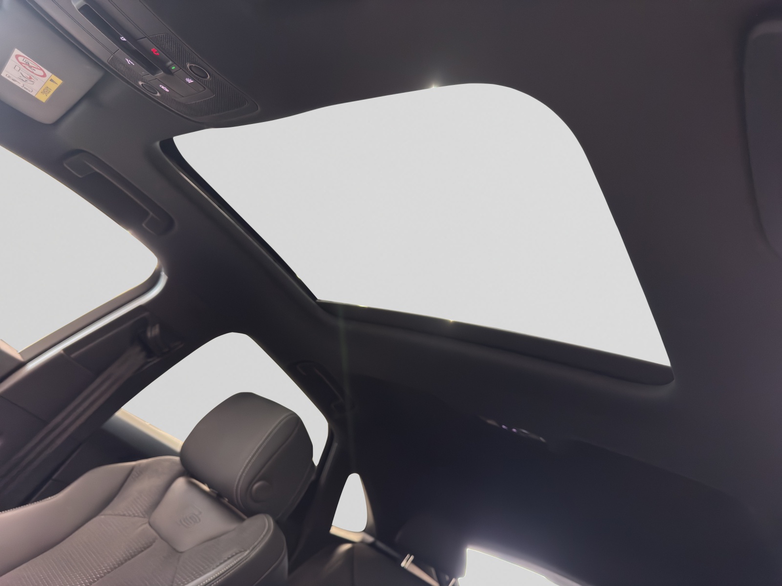 Q3 Sportback 45 TFSI quattro S line Black Pano Matrix Standheizung