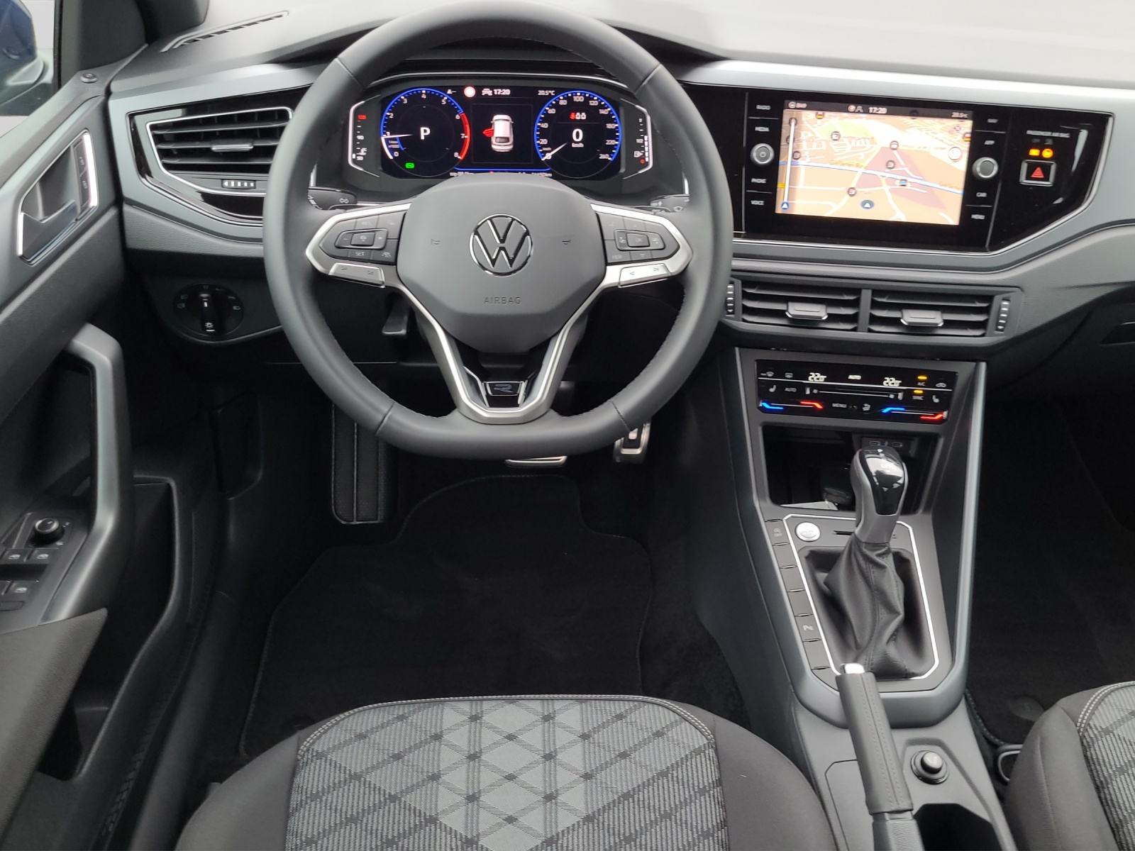 Taigo TSI DSG R-Line IQ-Light ACC Navi Kamera
