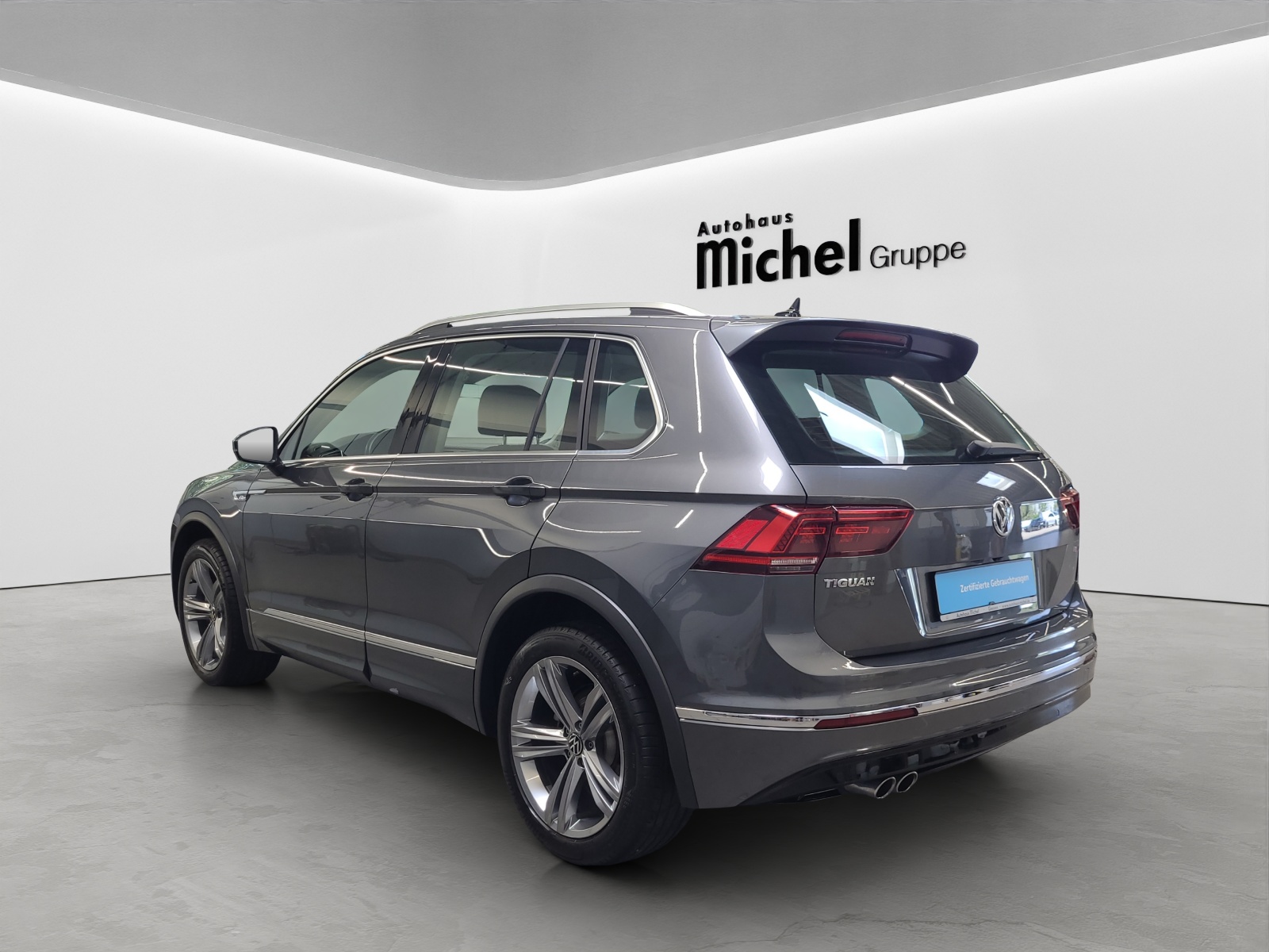 Tiguan TSI DSG 4M Highline R-Line Ext. LED ACC Navi Kamera